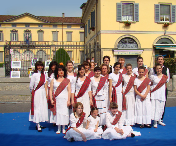 calendimaggio_002.jpg