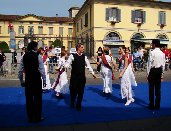 calendimaggio_004.jpg